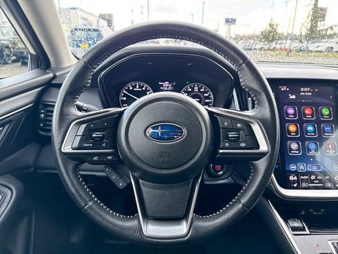 Used 2022 Subaru Outback Premium image 18