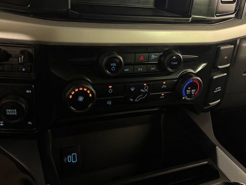 Used 2025 Ford F250 XLT w/ FX4 Off-Road Package AWD/4WD image 19
