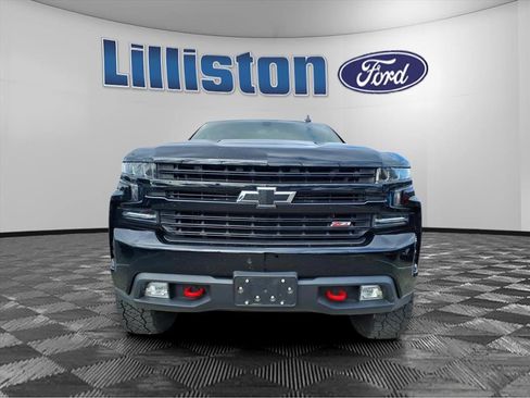 Used 2020 Chevrolet Silverado 1500 LT Trail Boss w/ Midnight Edition image 2