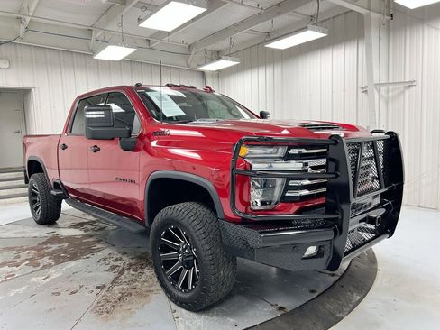 Used 2021 Chevrolet Silverado 2500 High Country w/ Z71 Off-Road Package AWD/4WD image 2