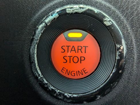 Used 2015 Nissan Pathfinder Platinum image 31