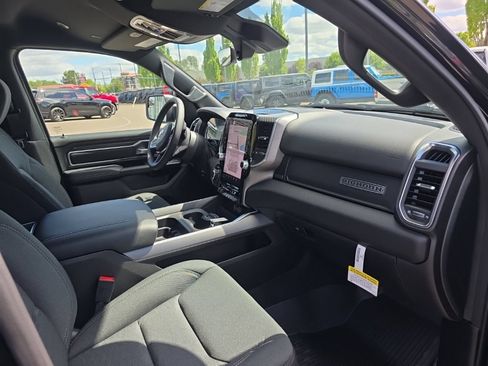 Used 2026 RAM 1500 Big Horn AWD/4WD image 11