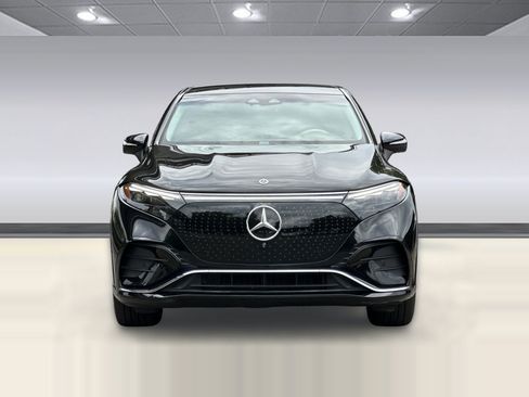 Certified 2023 Mercedes-Benz EQS 580 4MATIC SUV image 4