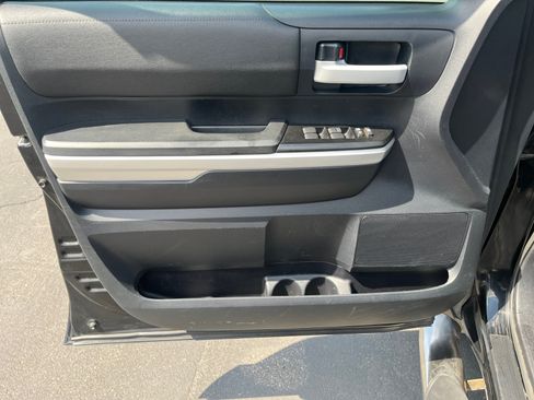 Used 2016 Toyota Tundra SR5 w/ TRD Off Road Package AWD/4WD image 9