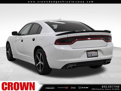 Used 2017 Dodge Charger SXT w/ Driver Confidence Group image 5