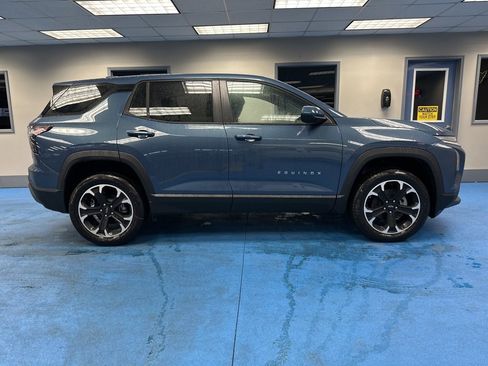 New 2026 Chevrolet Equinox LT w/ Convenience Package II image 2