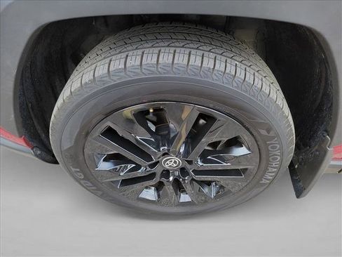 Used 2023 Toyota RAV4 XLE Premium AWD/4WD image 9