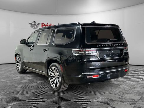 Used 2022 Jeep Grand Wagoneer Series III AWD/4WD image 6