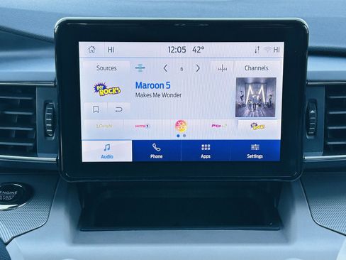 Used 2023 Ford Explorer XLT w/ Equipment Group 202A image 19