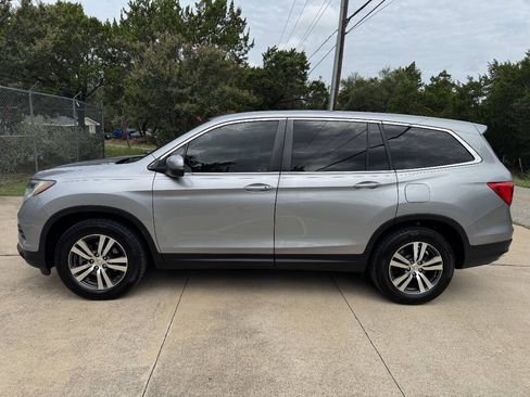 Used 2017 Honda Pilot EX-L image 6