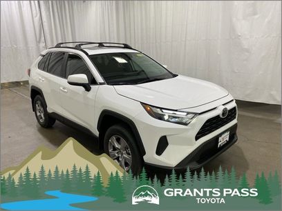 New 2025 Toyota RAV4 XLE w/ Convenience Package