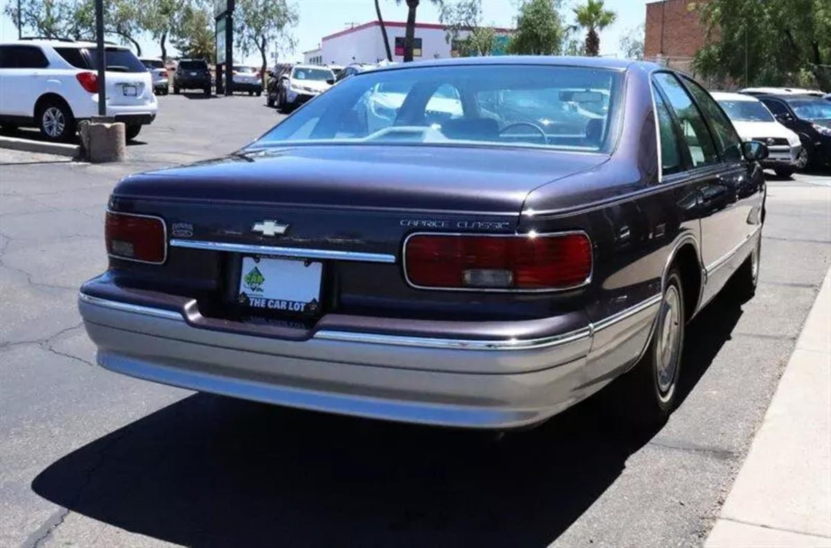 Used 1993 Chevrolet Caprice Classic RWD image 17