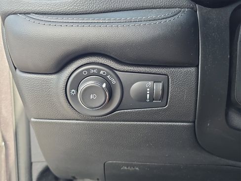 Used 2021 Dodge Durango GT image 21