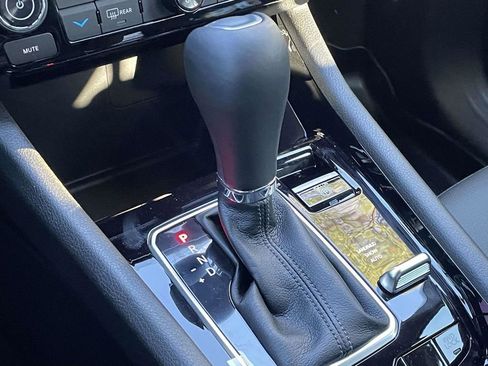 New 2026 Jeep Compass Latitude image 37