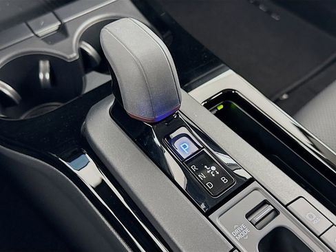 Used 2026 Toyota Prius Plug-In Hybrid w/ Limited Premium Package image 17