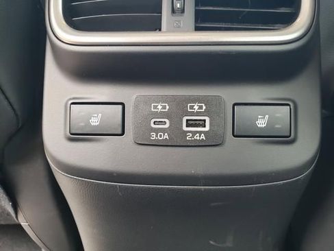 Used 2025 Subaru Legacy Limited image 11