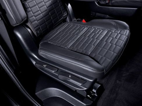 Used 2025 Cadillac Escalade V image 59