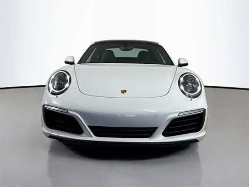 Certified 2017 Porsche 911 Carrera 4S image 10