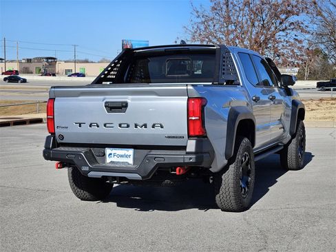 New 2025 Toyota Tacoma 4x4 Double Cab Hybrid image 4