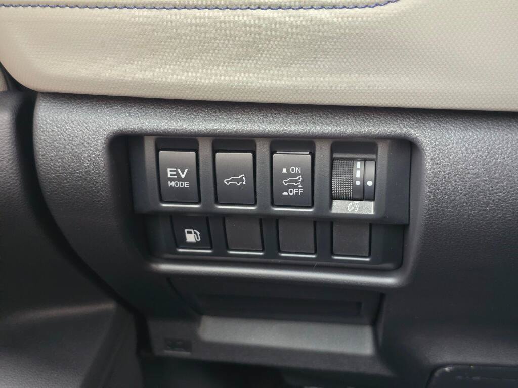 New 2026 Subaru Forester Touring AWD/4WD image 32
