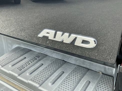 Certified 2019 Honda Ridgeline Black Edition image 25