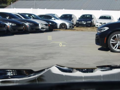 Used 2018 BMW 740i image 29