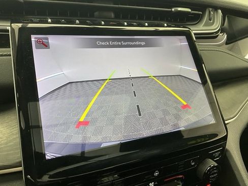 Used 2023 Jeep Grand Cherokee 4WD 4xe image 5