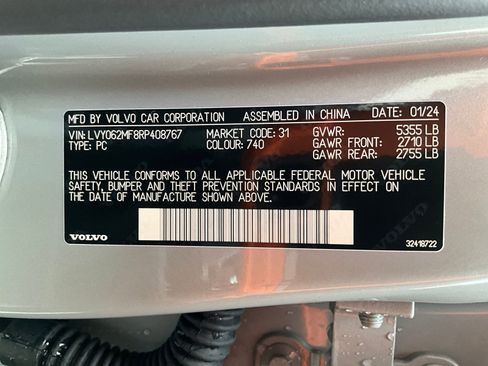 Certified 2024 Volvo S90 B6 Ultimate w/ Protection Package Premier image 37