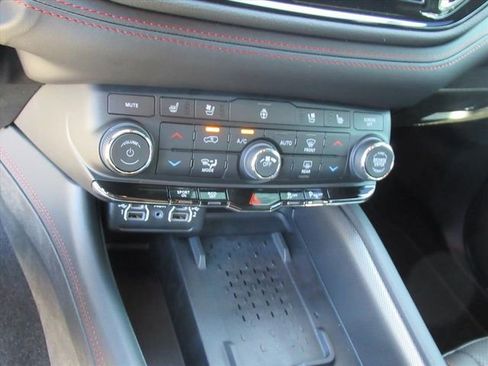 New 2025 Dodge Durango R/T image 24