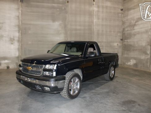 Used 2007 Chevrolet Silverado 1500 W/T image 2