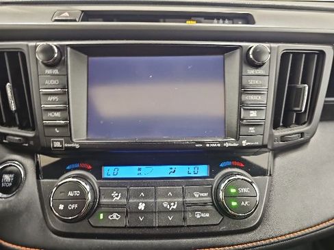 Used 2017 Toyota RAV4 SE AWD/4WD image 24