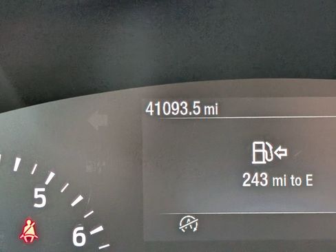 Used 2020 Ford Escape SE image 19