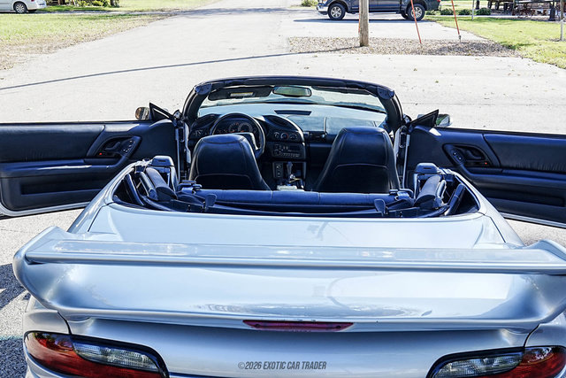 Used 1995 Chevrolet Camaro Z28 RWD image 46