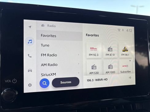 Used 2025 Toyota Corolla LE FWD image 25