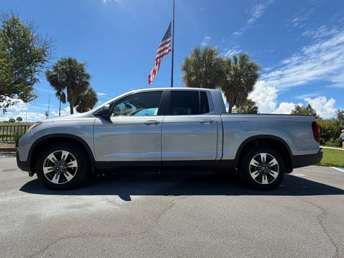 Used 2017 Honda Ridgeline RTL-T image 5