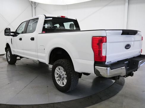Used 2017 Ford F350 XL AWD/4WD image 5