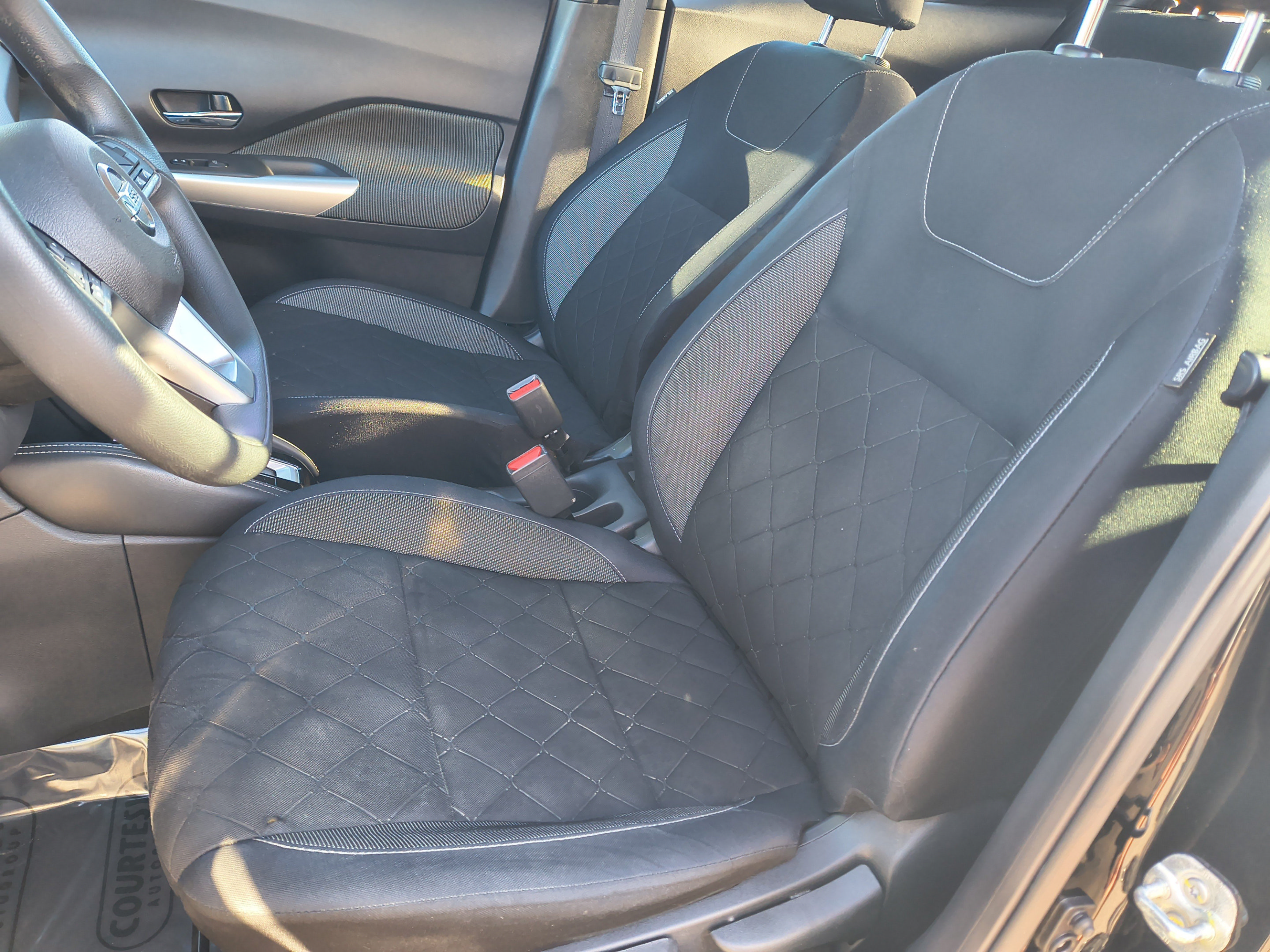 Certified 2018 Nissan Kicks SV FWD image 17