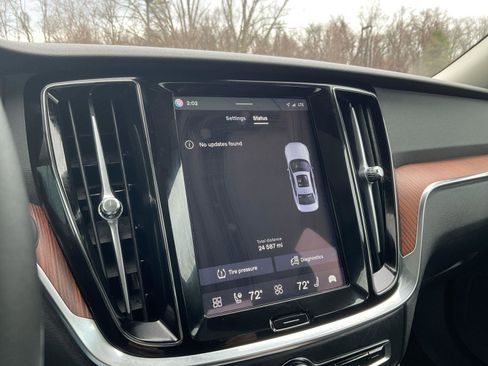 Certified 2025 Volvo S60 B5 Plus image 26