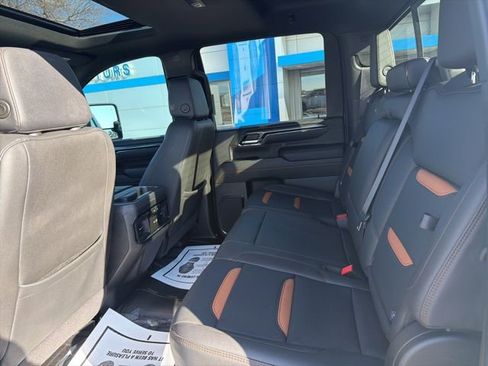 Used 2024 GMC Sierra 3500 AT4 w/ AT4 Premium Plus Package image 12