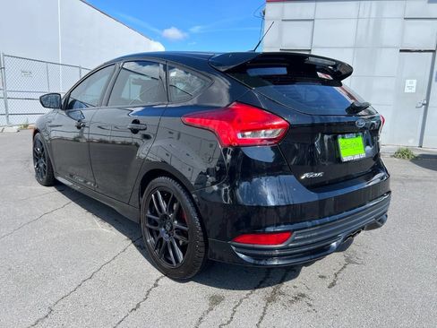 Used 2016 Ford Focus ST FWD image 6