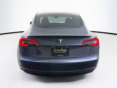 Used 2023 Tesla Model 3 Standard Range image 7