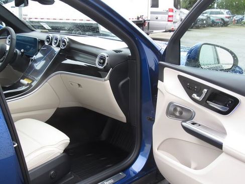 New 2026 Mercedes-Benz GLC 300 4MATIC image 17