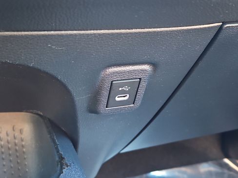 Used 2024 Toyota Corolla SE image 18