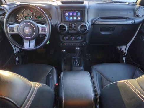 Used 2017 Jeep Wrangler Unlimited Sport image 22