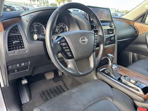 Used 2024 Nissan Armada SL image 19