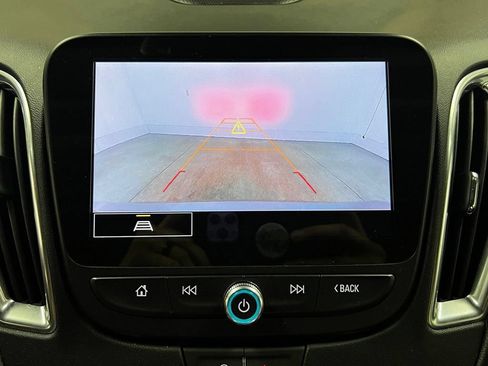 Used 2024 Chevrolet Malibu LT FWD image 25
