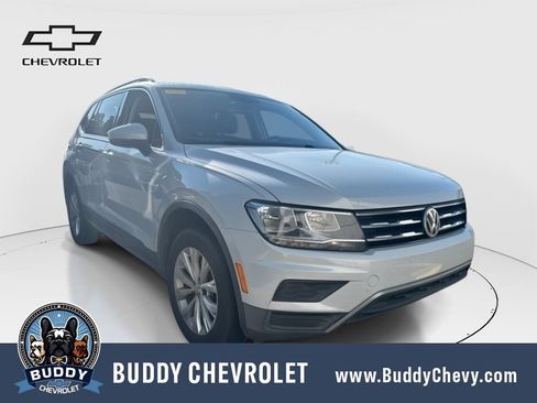 Used 2019 Volkswagen Tiguan S FWD image 1