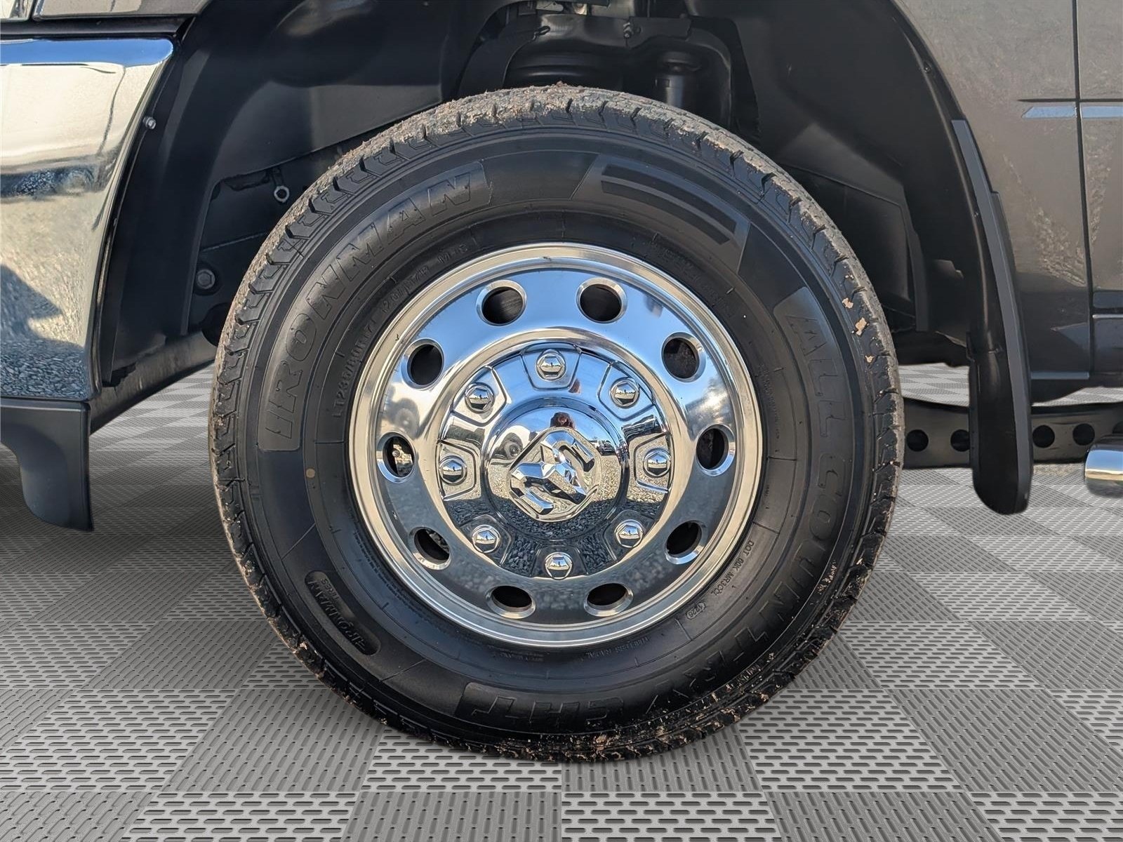 Used 2023 RAM 3500 Laramie AWD/4WD image 9
