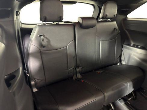 Certified 2025 Toyota Sienna XLE Woodland Edition AWD/4WD image 18