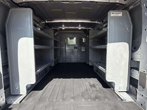 Used 2020 Ford Transit 250 Low Roof RWD image 16